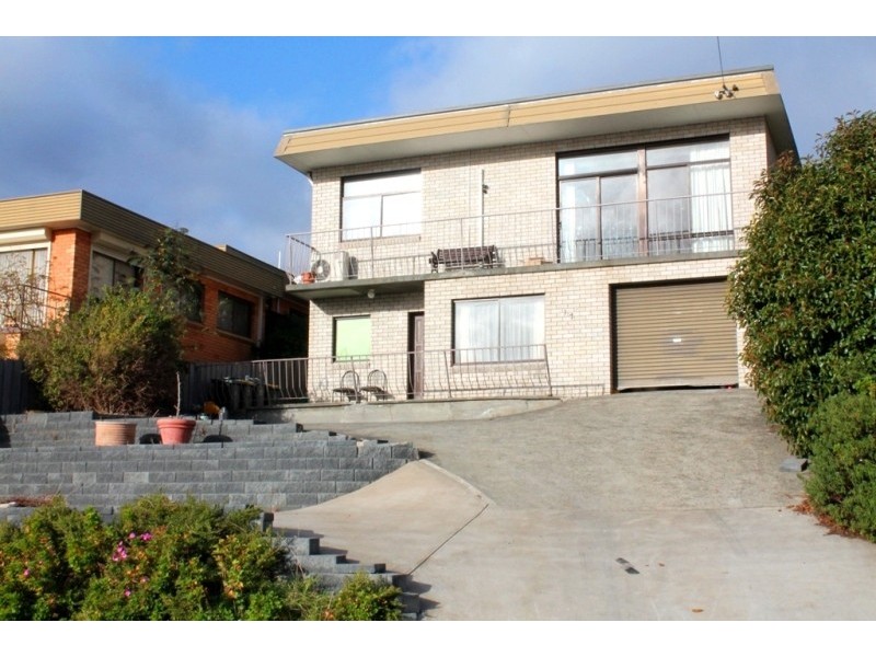 17 Seventh Avenue, West Moonah TAS 7009