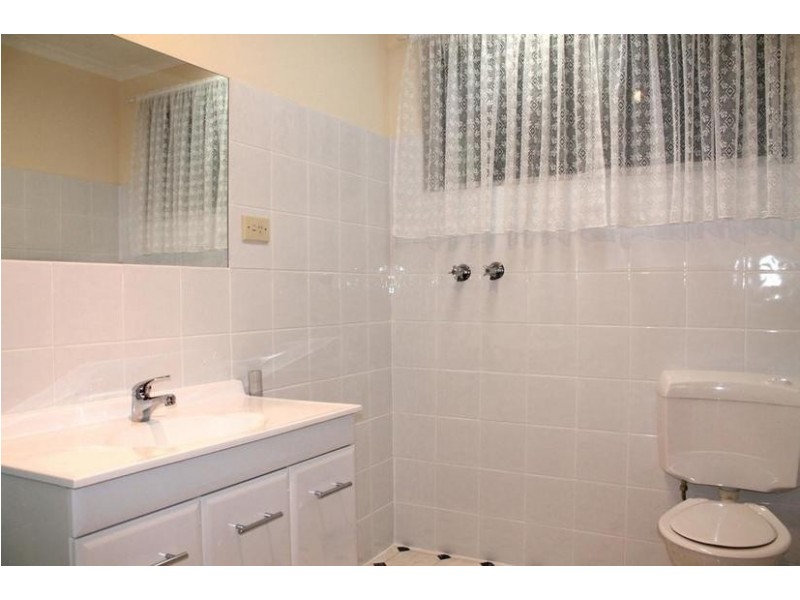 2/530 Main Road, Montrose TAS 7010