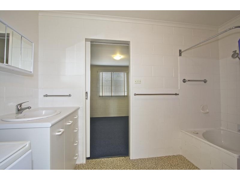 9/64 Bellevue Parade, New Town TAS 7008