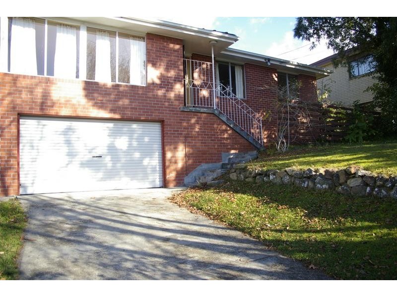 24 Stratton Avenue, Lenah Valley TAS 7008