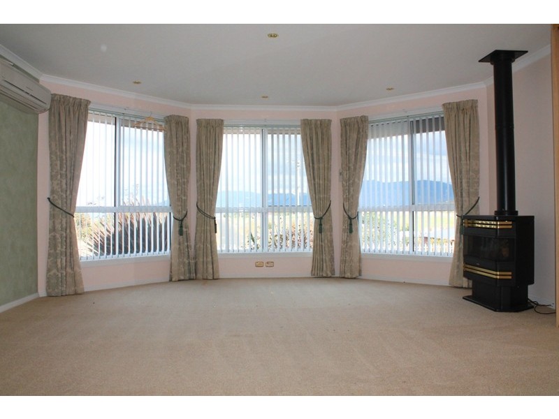 6 William Street, Brighton TAS 7030