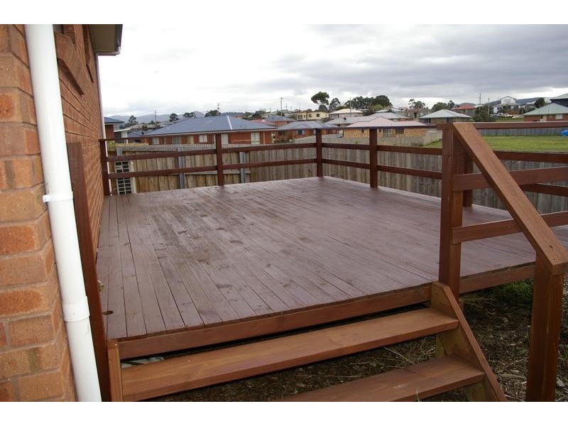 2/19 Melissa Street, Brighton TAS 7030