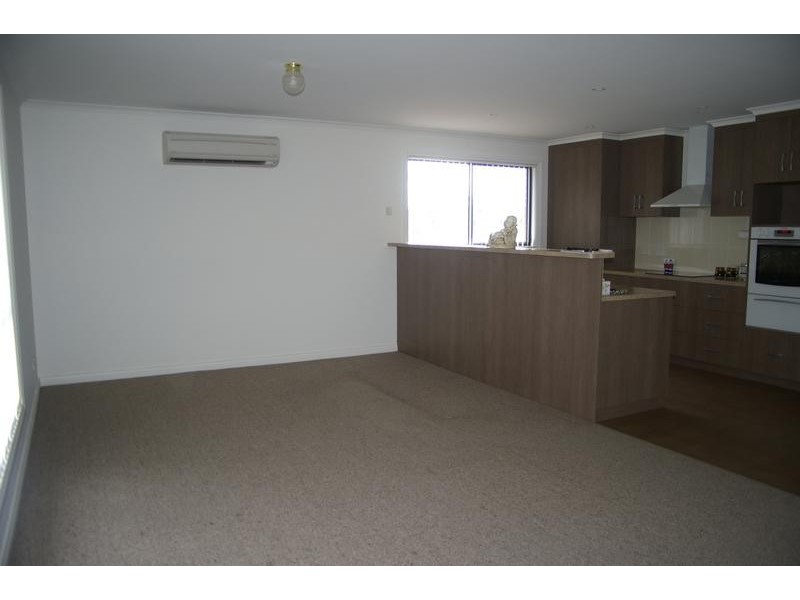 2/19 Melissa Street, Brighton TAS 7030