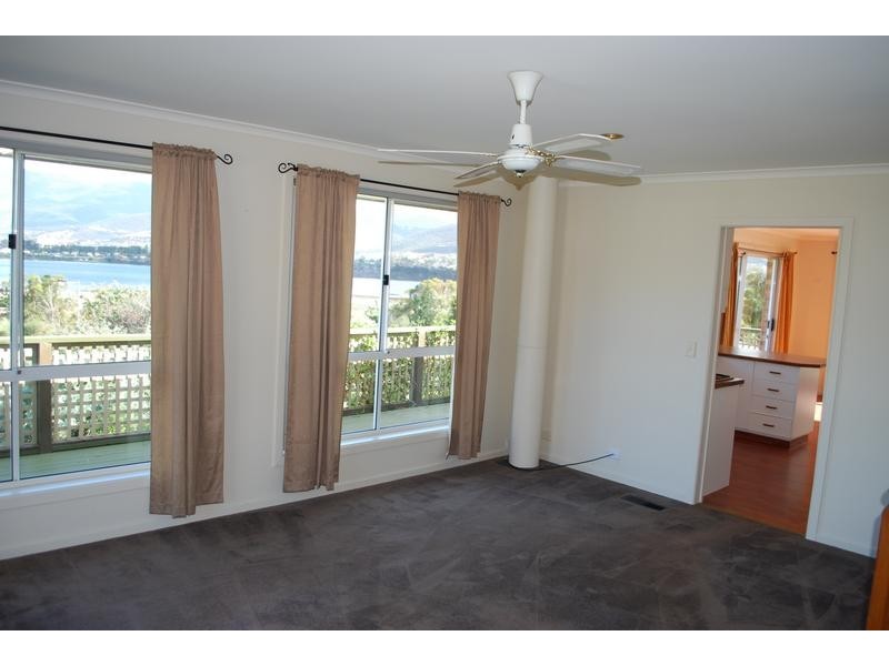 1 Sandstone Place, Old Beach TAS 7017