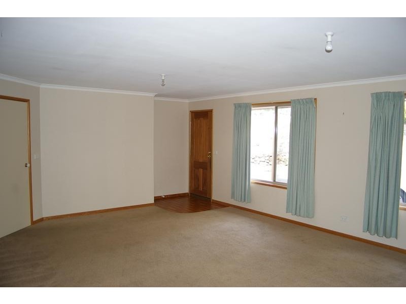 9 Wassell Place, Lindisfarne TAS 7015