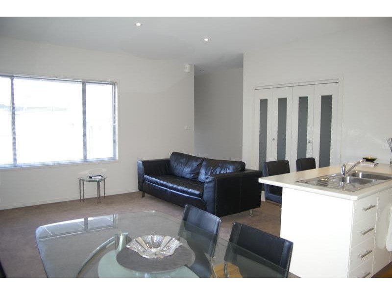 2/2a Bosco Drive, Glenorchy TAS 7010