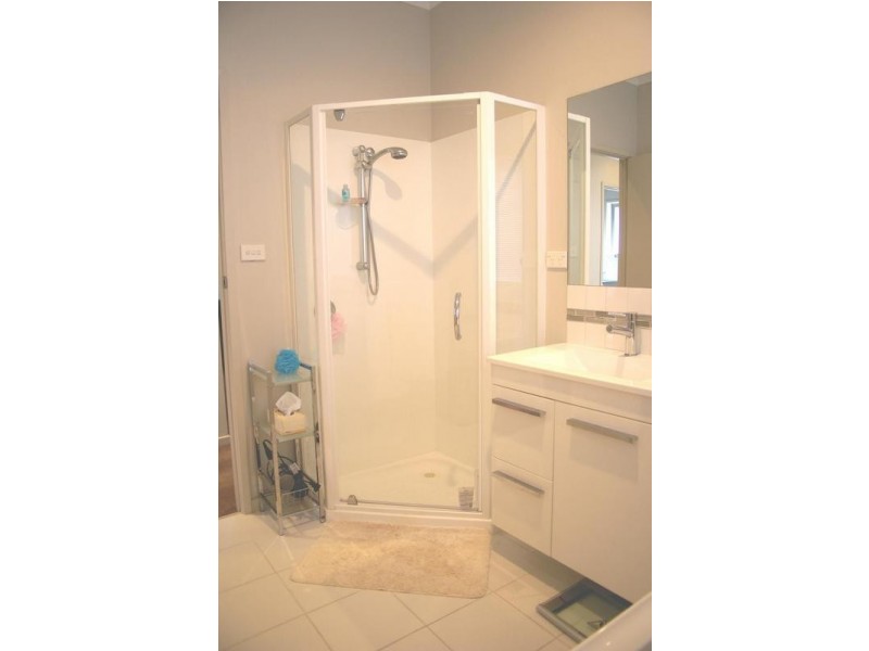 2/2a Bosco Drive, Glenorchy TAS 7010