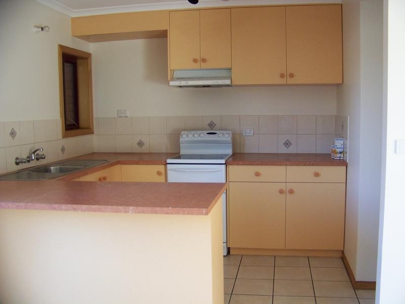 5/2 Clifford Court, Howrah TAS 7018