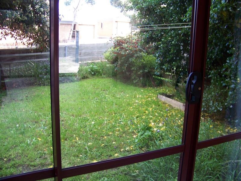 5/2 Clifford Court, Howrah TAS 7018