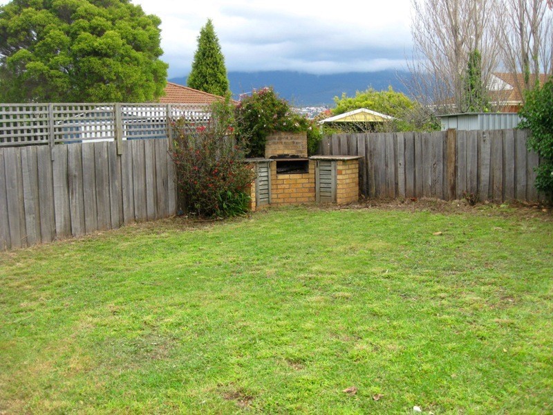 1/11 Lucinda Parade, Lutana TAS 7009