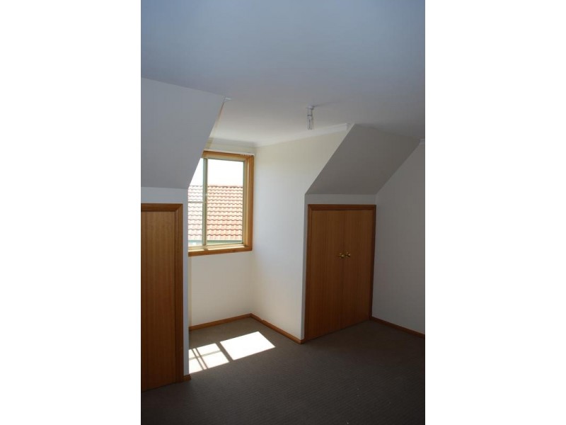 2/1 Bromby Street, New Town TAS 7008