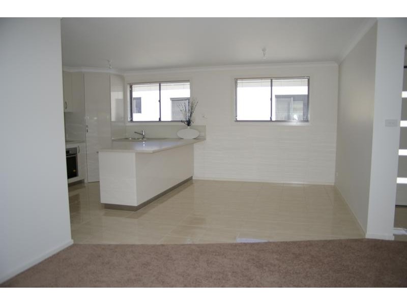 2/4 Gilbert Place, Bellerive TAS 7018