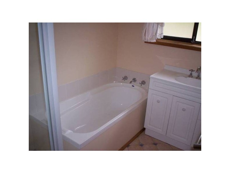 Nankoor Crescent, Howrah TAS 7018