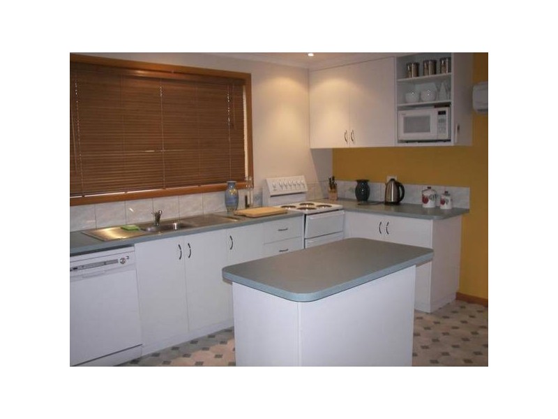 Sun Valley Drive, Old Beach TAS 7017