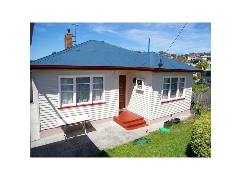 Milton Crescent, Moonah TAS 7009