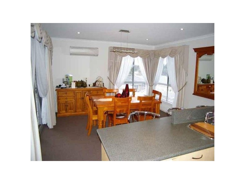 8 Eclipse Road, Austins Ferry TAS 7011