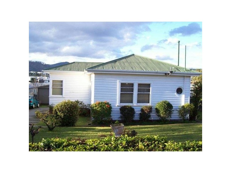 Gepp Parade, Derwent Park TAS 7009