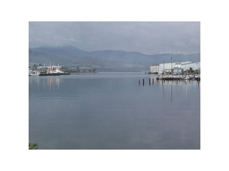 Gepp Parade, Derwent Park TAS 7009