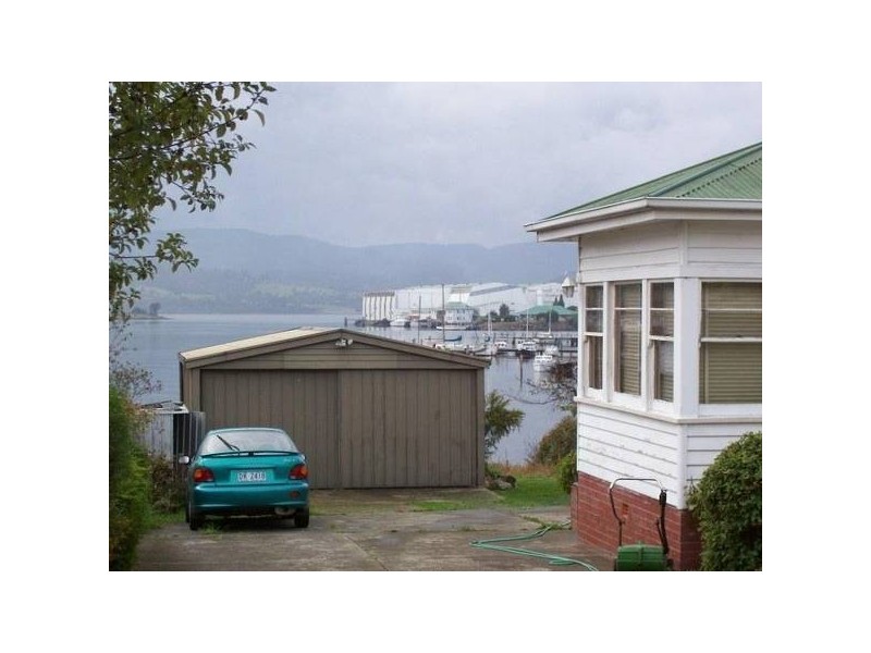 Gepp Parade, Derwent Park TAS 7009