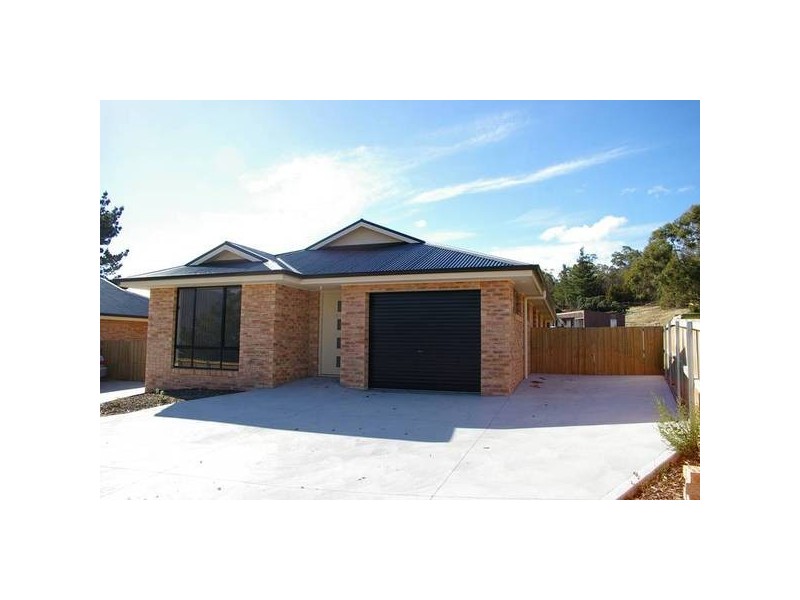 1/31 Henty Close, Old Beach TAS 7017