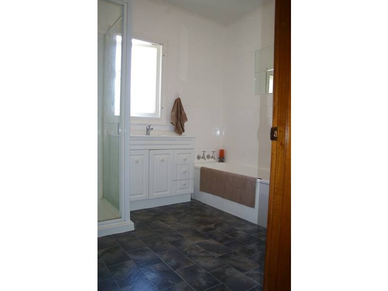 2 Elliott Road, Glenorchy TAS 7010