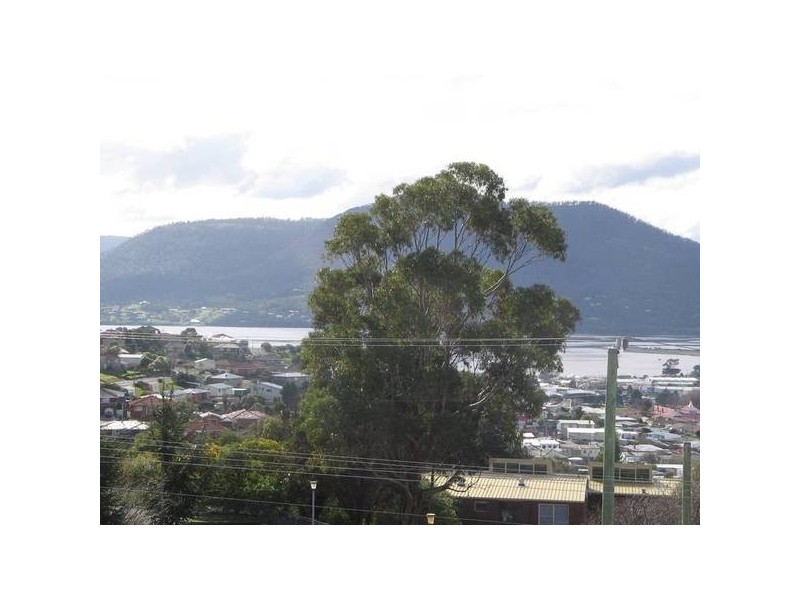 2 Elliott Road, Glenorchy TAS 7010