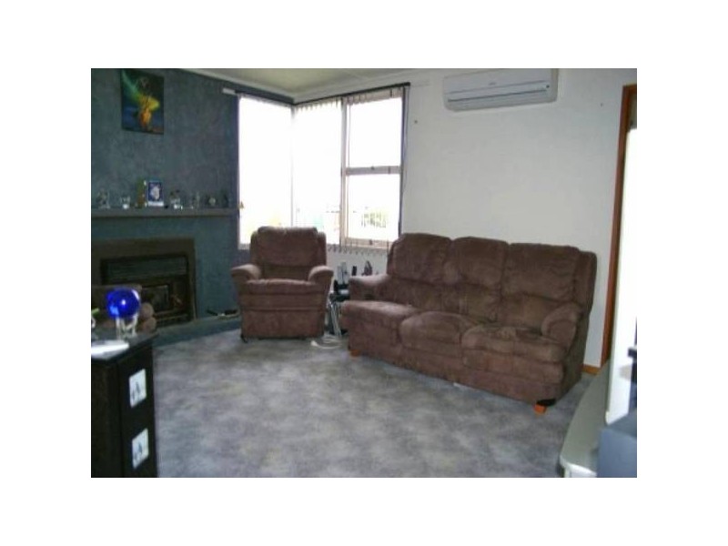 Centenary
Crescent, Claremont TAS 7011