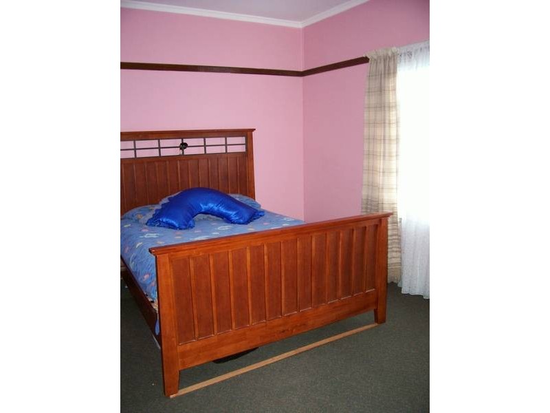 Stonehaven Place, Derwent Park TAS 7009