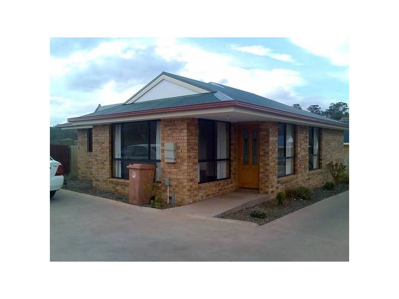 2/4 Ford Road, Brighton TAS 7030