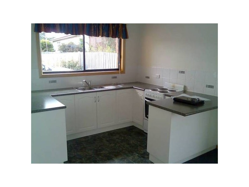 2/4 Ford Road, Brighton TAS 7030
