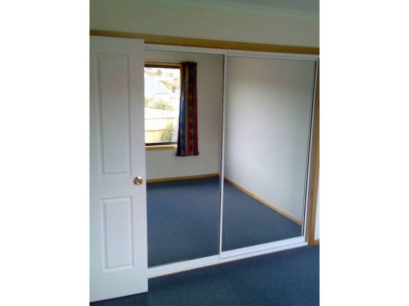 2/4 Ford Road, Brighton TAS 7030