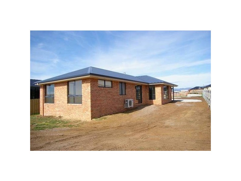 3 Roslyn Court, Brighton TAS 7030