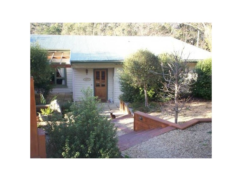 8 Roslyn Avenue, Kingston TAS 7050