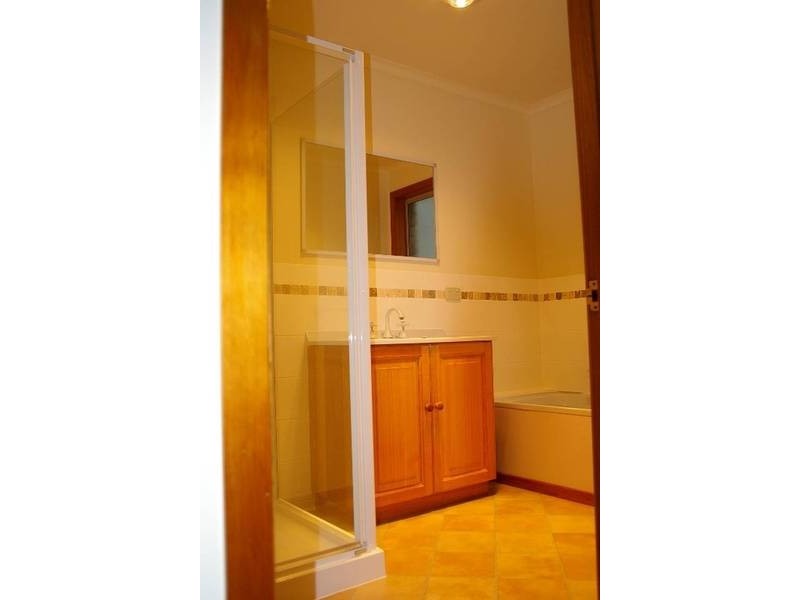 2/7 Summer Court, Mount Nelson TAS 7007