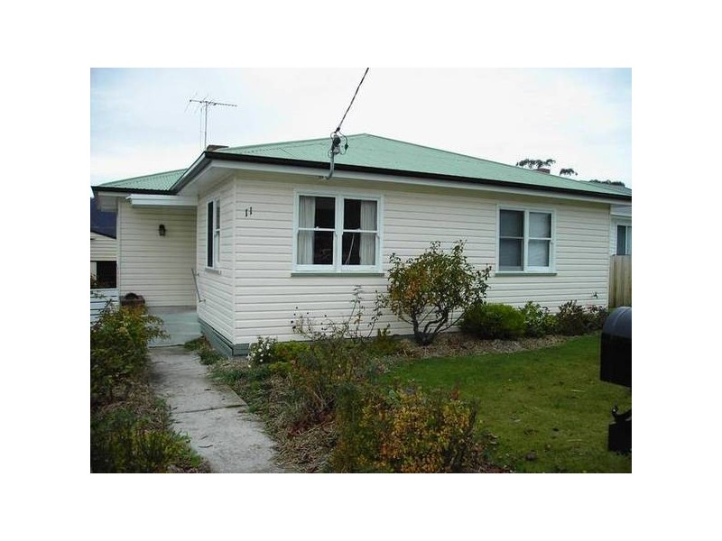 11 Keynsham Road, Claremont TAS 7011