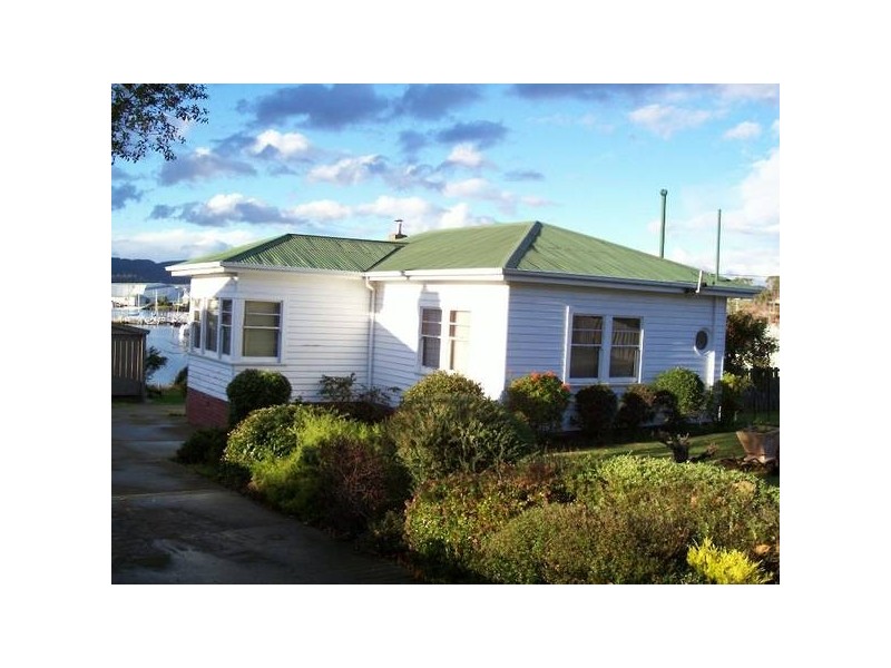 73 Gepp Parade, Goodwood TAS 7010