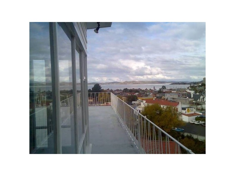 11/4 Jersey Street, Sandy Bay TAS 7005