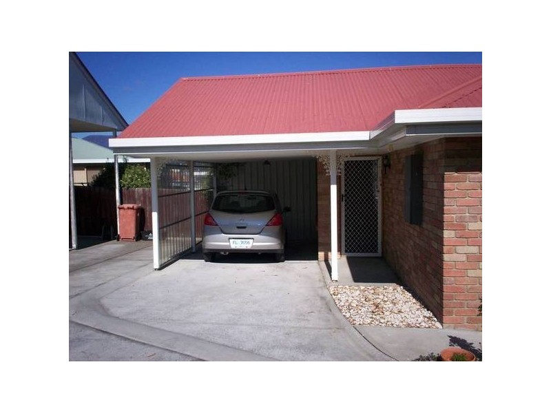 2/9 Jetty Road, Old Beach TAS 7017