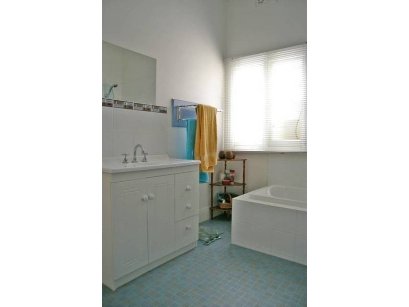 1/3 Clifford Street, Moonah TAS 7009