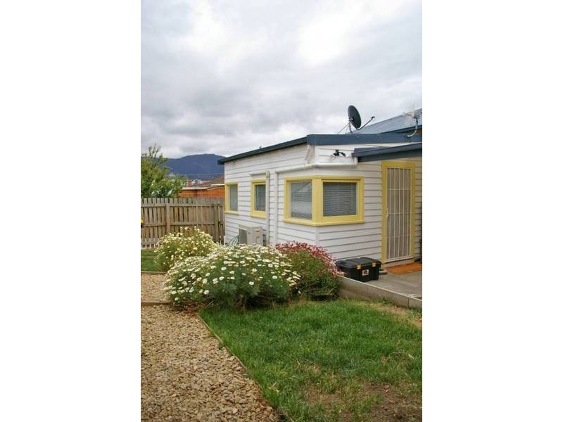 1/3 Clifford Street, Moonah TAS 7009