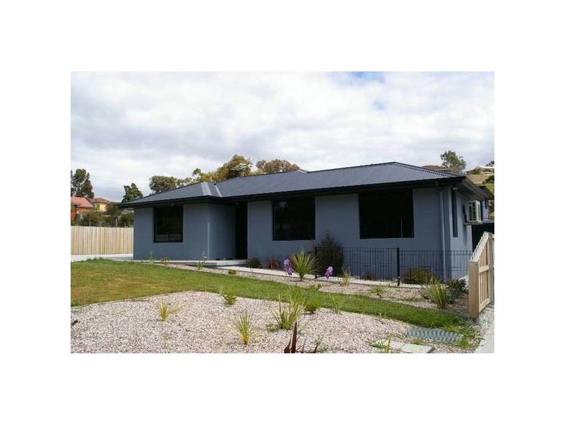 1/302 Main Road, Austins Ferry TAS 7011