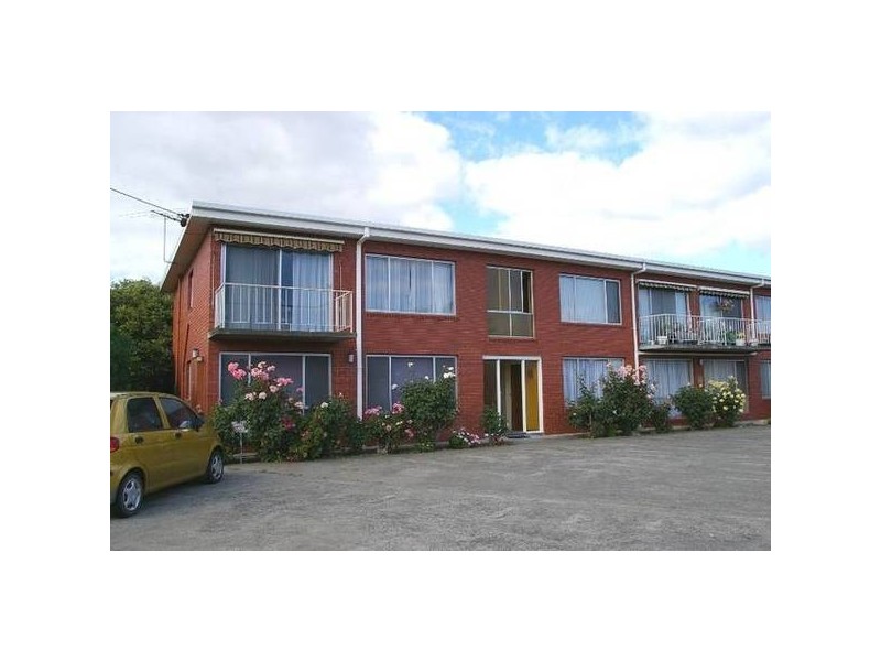 2/3 Lissadell Court, New Town TAS 7008