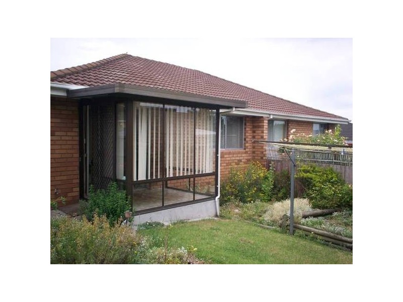 2/31 Walgett Place, Glenorchy TAS 7010