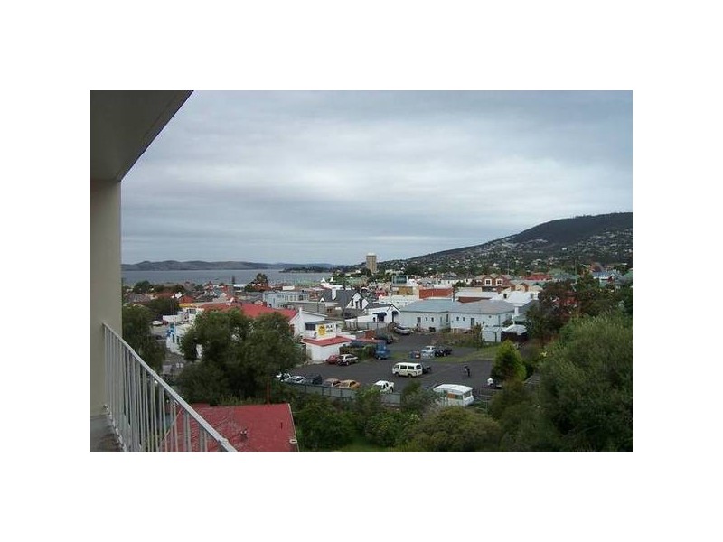 9/4 Jersey Street, Sandy Bay TAS 7005