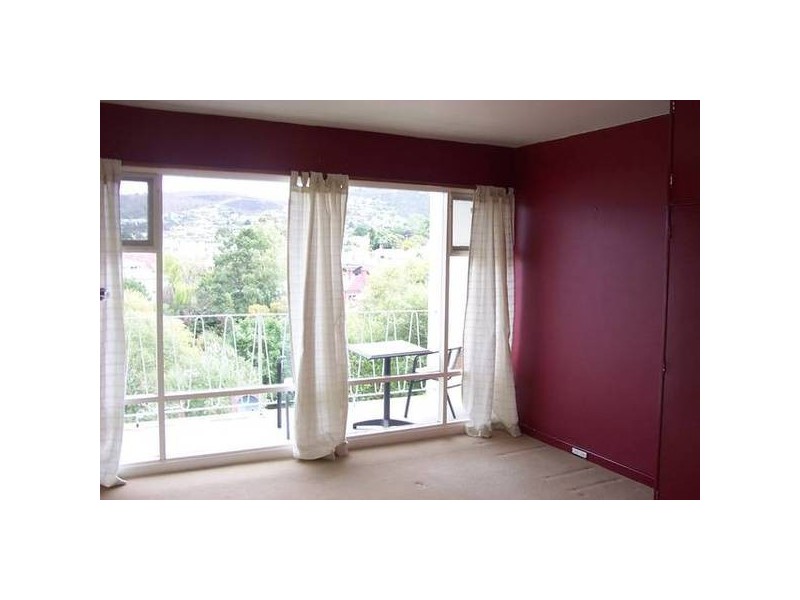 9/4 Jersey Street, Sandy Bay TAS 7005