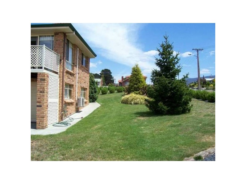 51 Bournville Crescent, Claremont TAS 7011