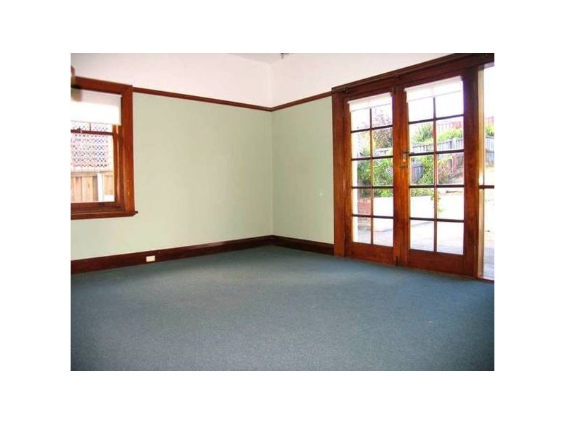 54 Clare Street, New Town TAS 7008