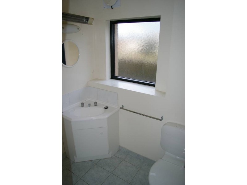 7/3 Norfolk Crescent, Sandy Bay TAS 7005