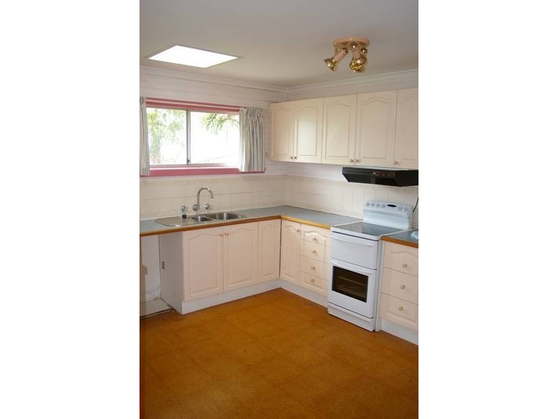 24 Stratton Avenue, Lenah Valley TAS 7008