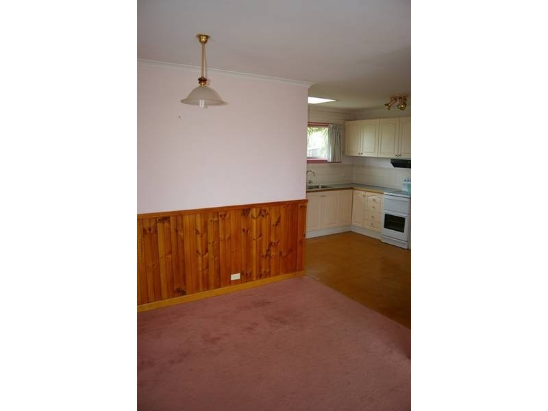 24 Stratton Avenue, Lenah Valley TAS 7008